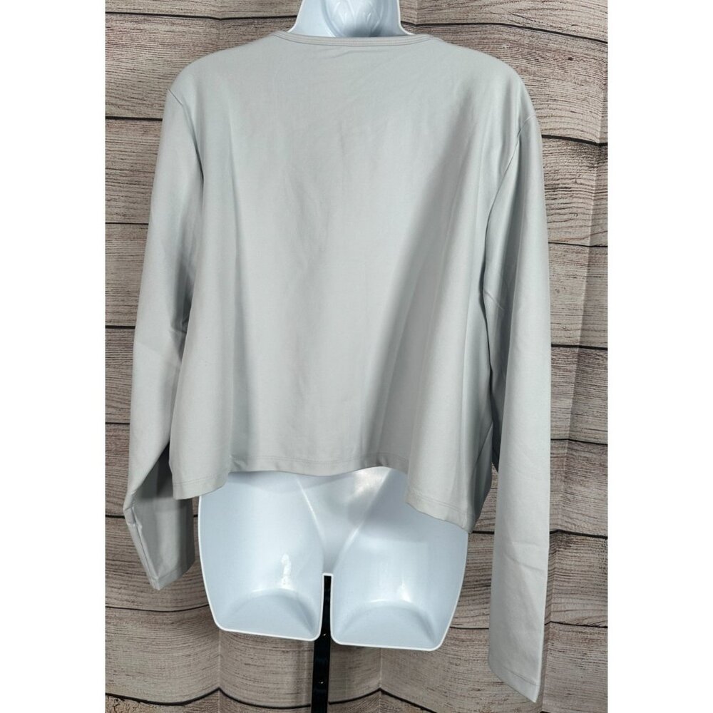 Wild Fable Women’s Activewear Cardigan Gray Button Up Long Sleeve Size 2X Plus - Picture 2 of 4